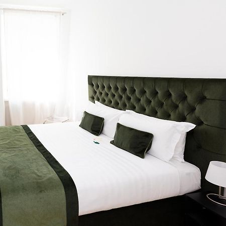 Home At Rome St. Peter Guest House 外观 照片