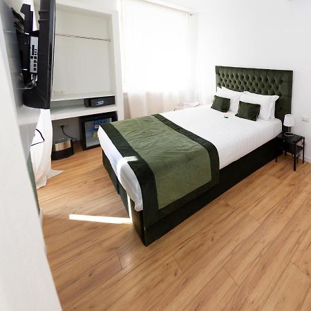 Home At Rome St. Peter Guest House 外观 照片